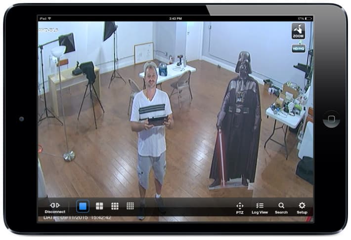 HD Security Camera View from iDVR-PRO Viewer App on iPad